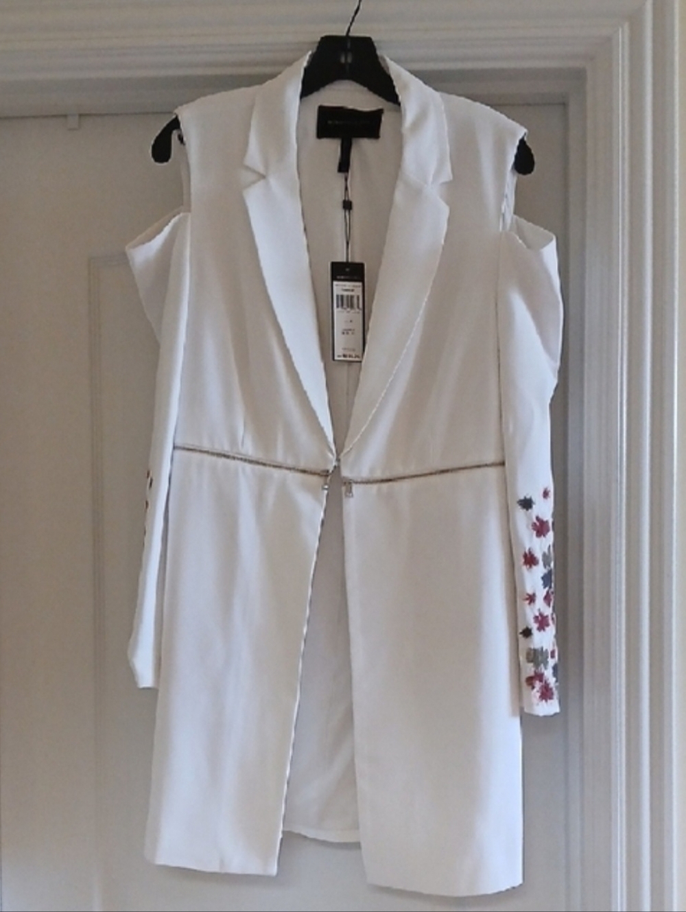 BCBGMaxAzria White Ribbed Long-Sleeve Midi Dress
